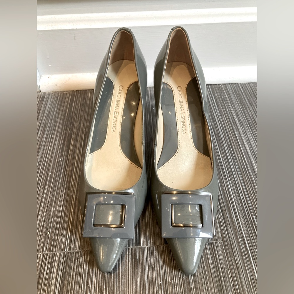 Carolinna Espinosa Leather Pump in Haze/grey blue